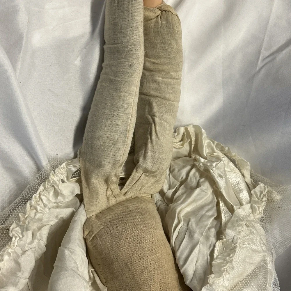 Antique Boudoir Bed Doll 1920- 1930 with Clothes Blue eyes red lips Blonde - Picture 10 of 13